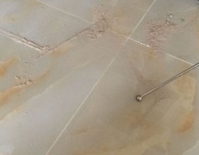 侯马瓷砖空鼓维修公司分享粘合剂选择不当在瓷砖铺贴过程中可能导致以下问题